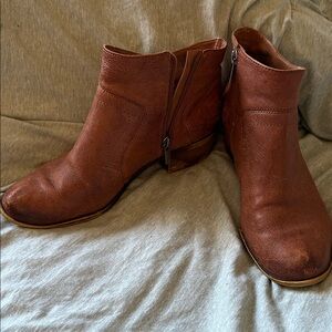 Lucky Brand Chestnut Ankle Booties